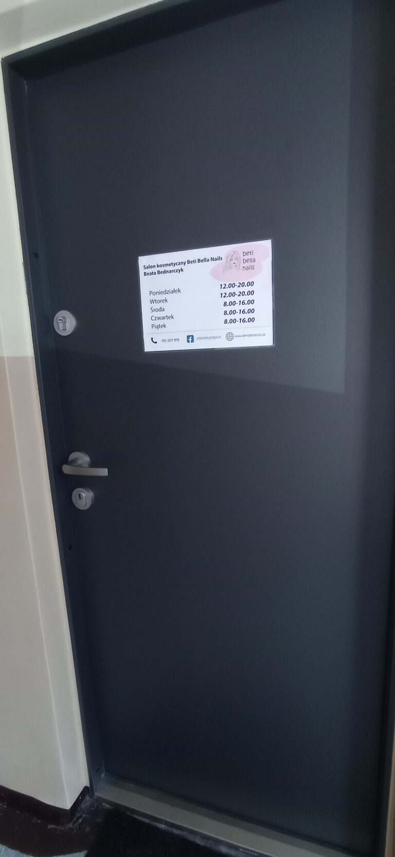 paznokcie rybnik nowiny czynne od poniedziłku do piątku